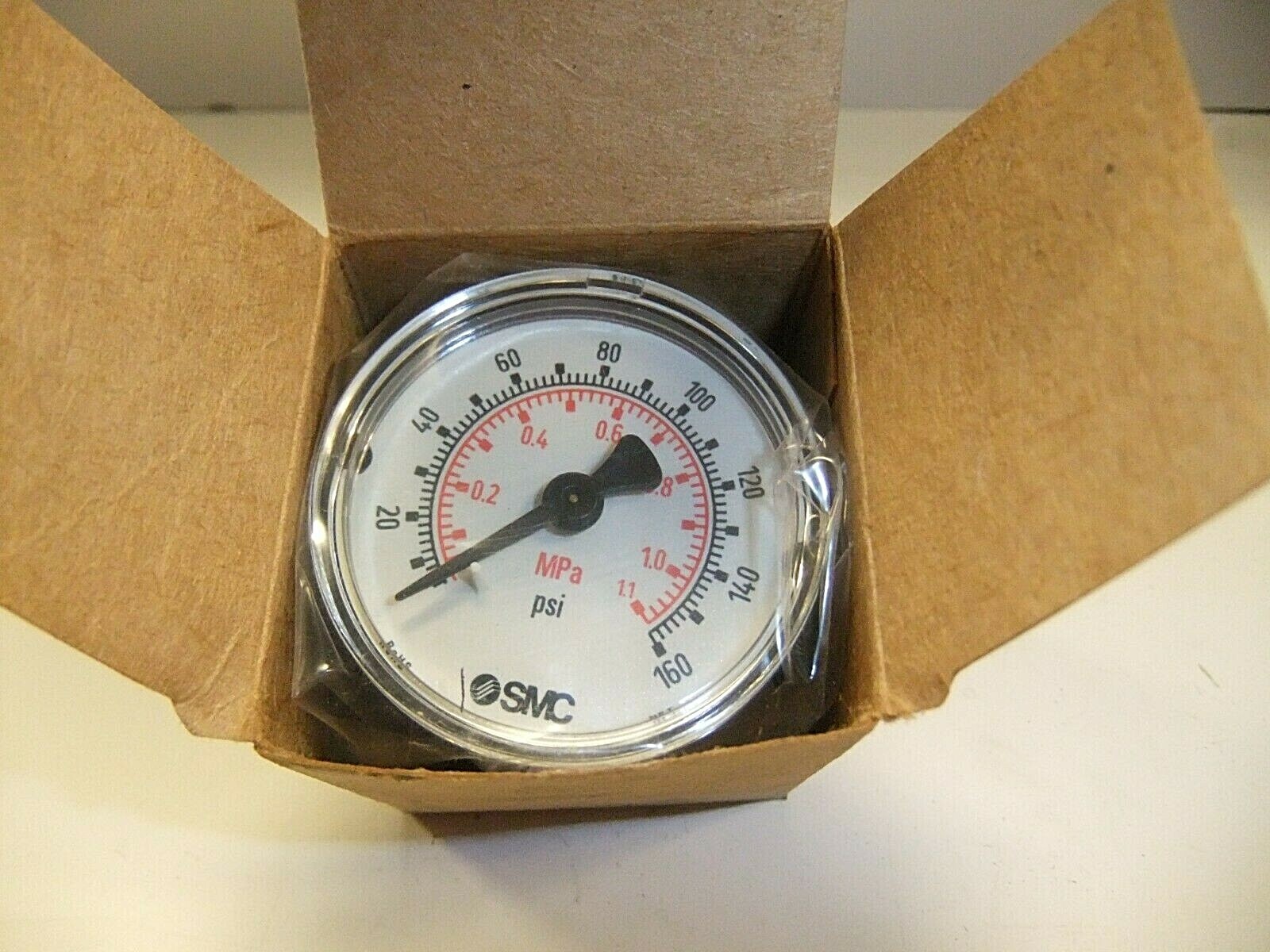 SMC Gauge 2" 1/4" NPT 111.12