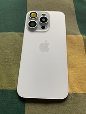 vitre arrière iphone 15 Pro  Titane Blanc  Avec Plaque Métallique Et Lentille