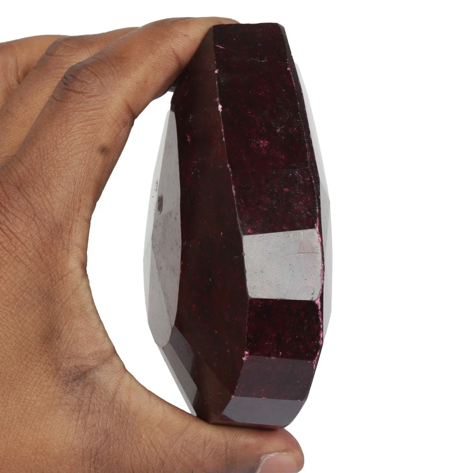 900.00 Ct. Natural Massive Size Red Ruby Pear Cut Faceted Loose Gemstone FJ-974 - Image 2 of 4