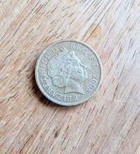 2008 The Royal Mint Shield of the Royal Arms Circulated UK One Pound £1 coin