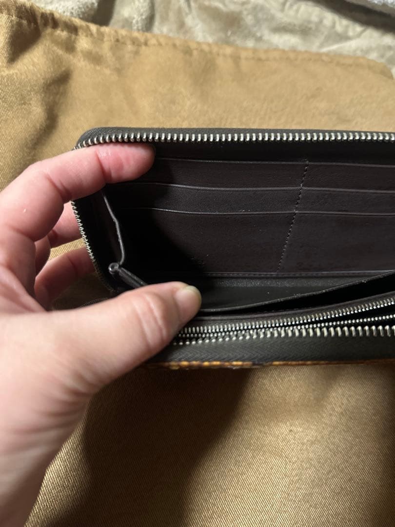 ❤️GUCCI❣️❤️Rare Python round zipper long wallet - image 10