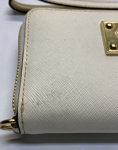 Michael Kors Cream Wristlet Purse Phone Case Cream W/Gold Hardware 6”x 3.75” - Picture 9 of 9
