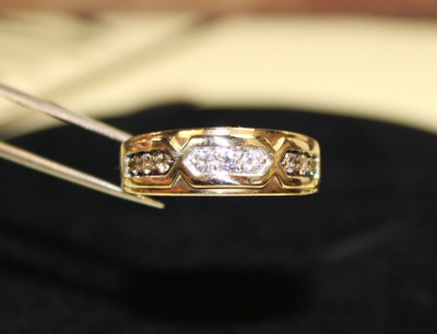 Kay Jewelers' Champagne & White 1/2 Ct. Tw. Diamond 10k Wedding Band 9 & 1/2