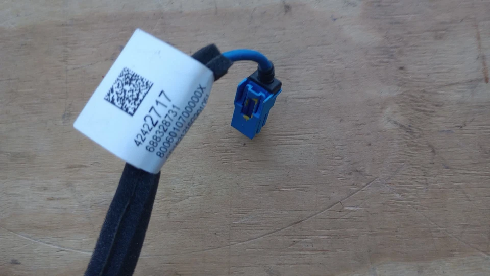 Buick Encore 2017-2019 puerto USB CONECTOR CABLE ARNÉS CABLE OEM Foto 3 de 4