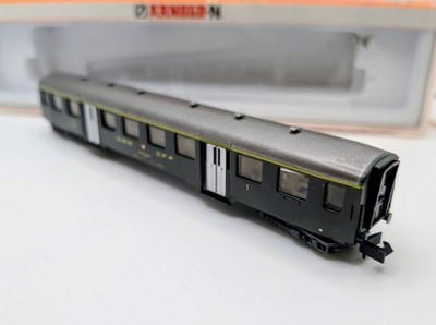 Arnold 3715 N SBB CFF FFS 1. Klasse Reisezugwagen grün Schweizer Bahnen #40