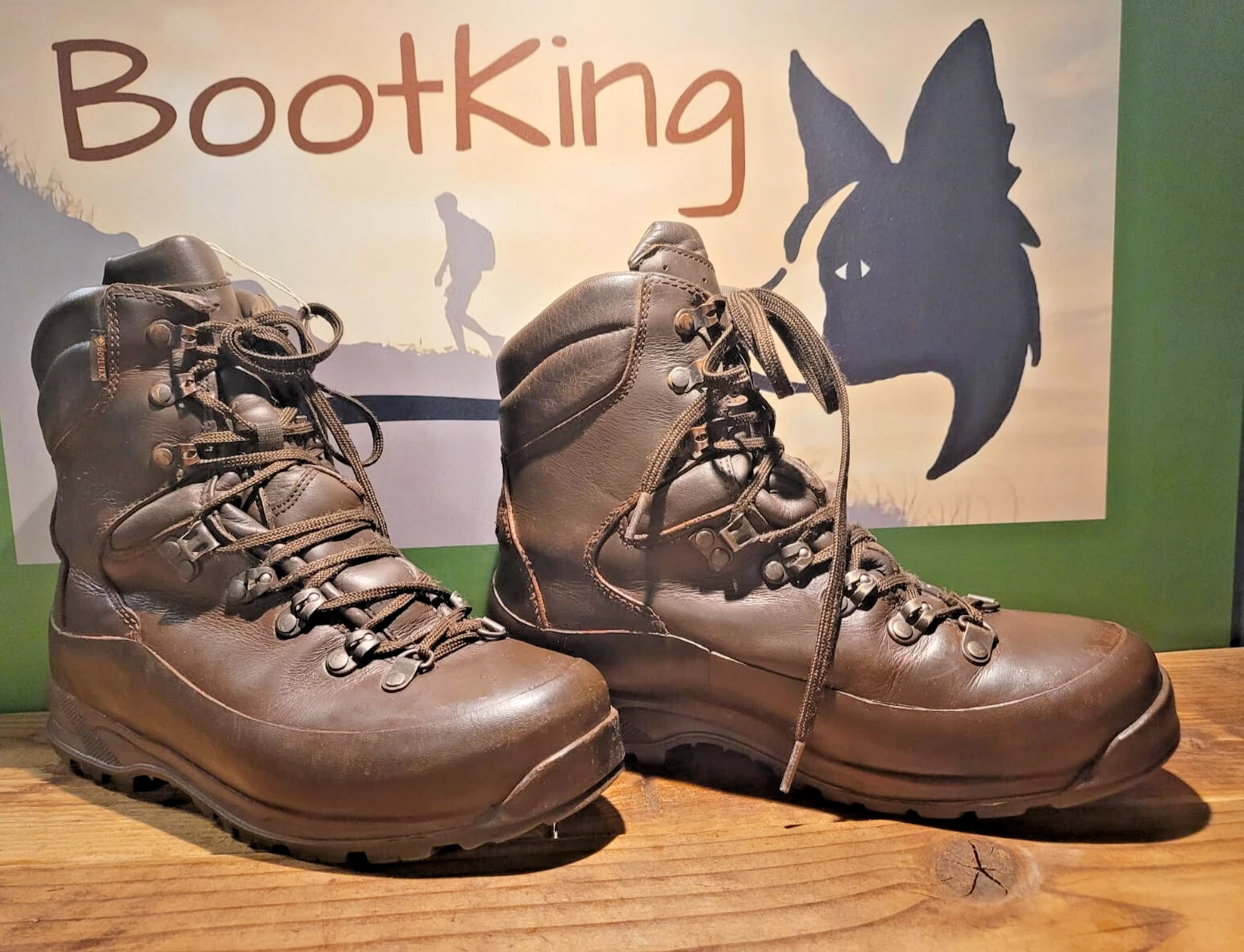 Iturri Cold Wet Weather Waterproof Boots for Hiking, Walking, Camping UK 7 M
Opens in a new window o