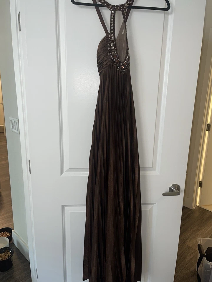 Vestido Mandalay Bay para mujer pequeño marrón invitada de boda Foto 4 de 4