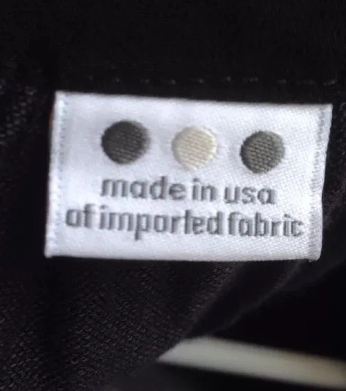 Vestido mediano de tres puntos para mujer Foto 3 de 4