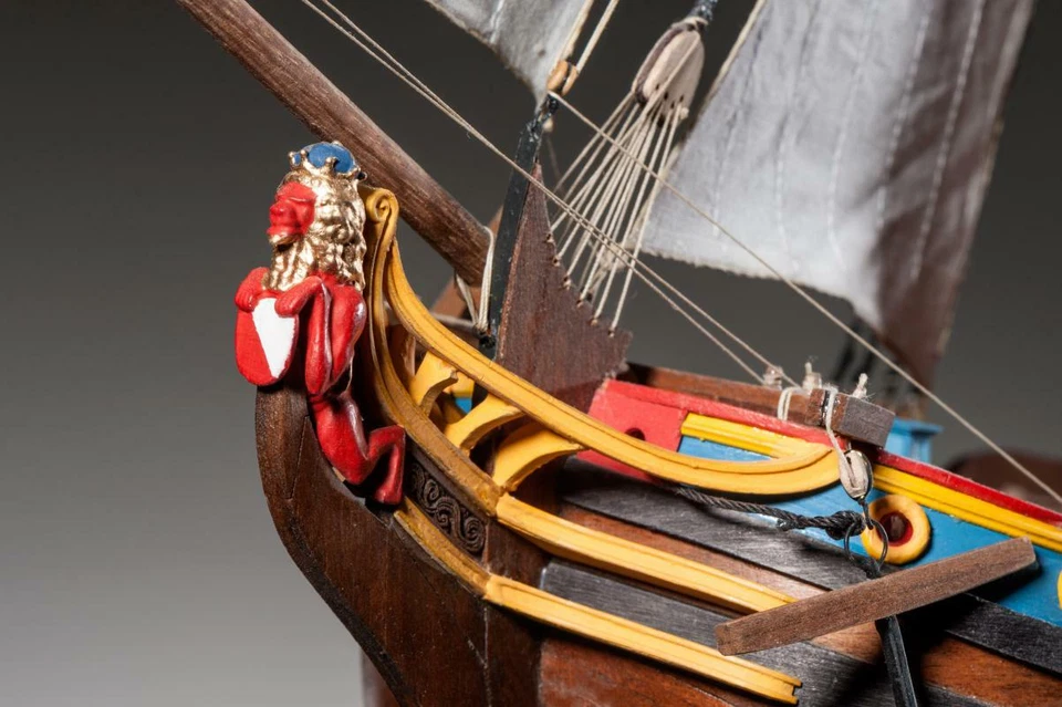 Dusek D023 - DUTCH STATENJACHT - 1:48 - Kit di montaggio completo da assemblare - Immagine 4 di 4