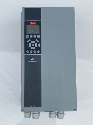 Danfoss Frequenzumrichter 131F0652 VLT AQUA Drive FC-202 ~ Frequency converter