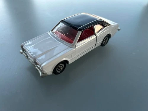 Corgi Ford Cortina MK3 GXL Vintage Car White