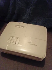 Optoma VDHDNTH 1080, 3D, barely used prjector, home theater, office