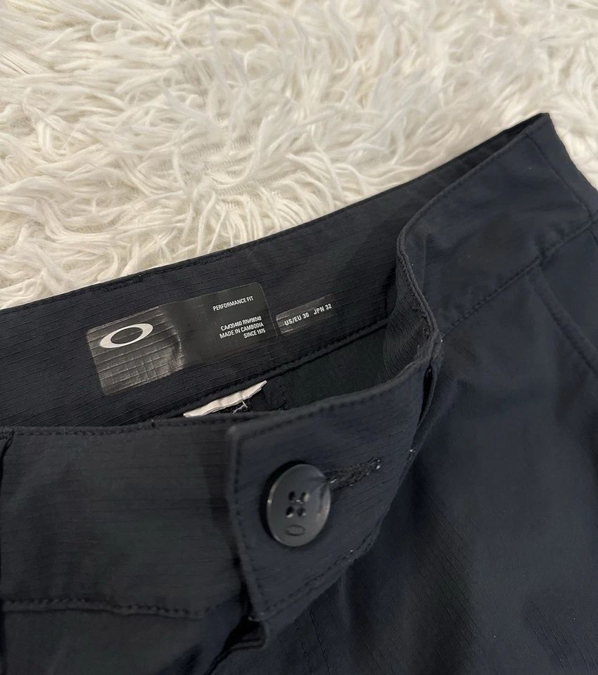 Pantalones Cortos Oakley Para Hombre Golf/Casual Negros Transpirables - Talla US 30 Foto 3 de 4