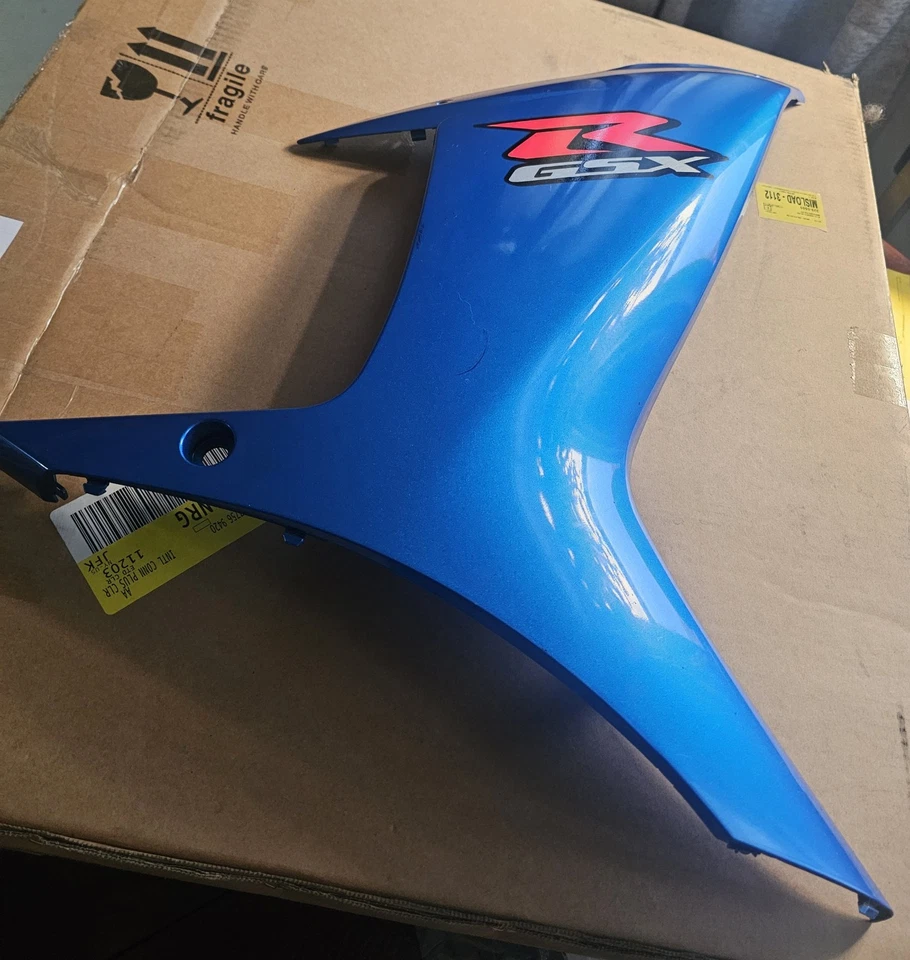 CARENADO LATERAL DERECHO GSXR 600 750 Foto 4 de 4