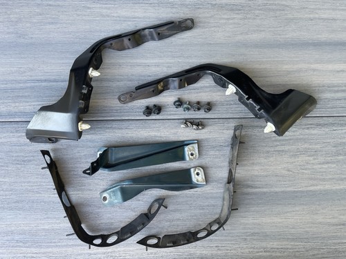 94-01 Acura Integra FENDER BUMPER SUPPORT BRACKETS MOUNT W Gasket DC2 ST7 GSR