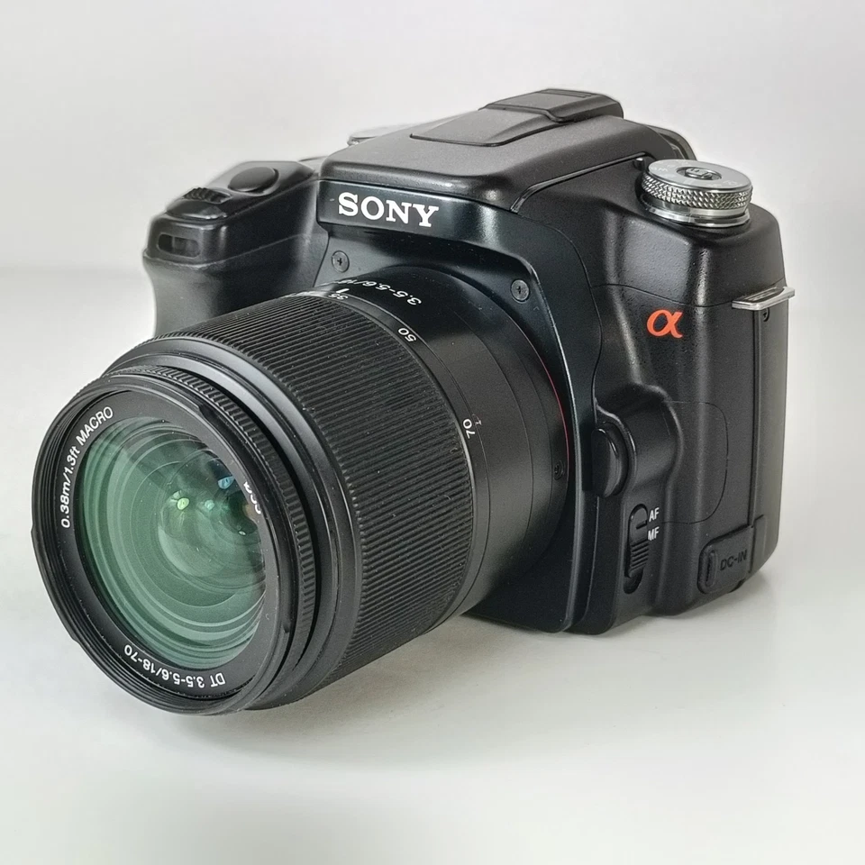 Sony Alpha 100, photo 2 of 5