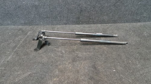 2L34A80* BMW 1er F20 F21 LCI Gasfeder Heckklappe 7239871