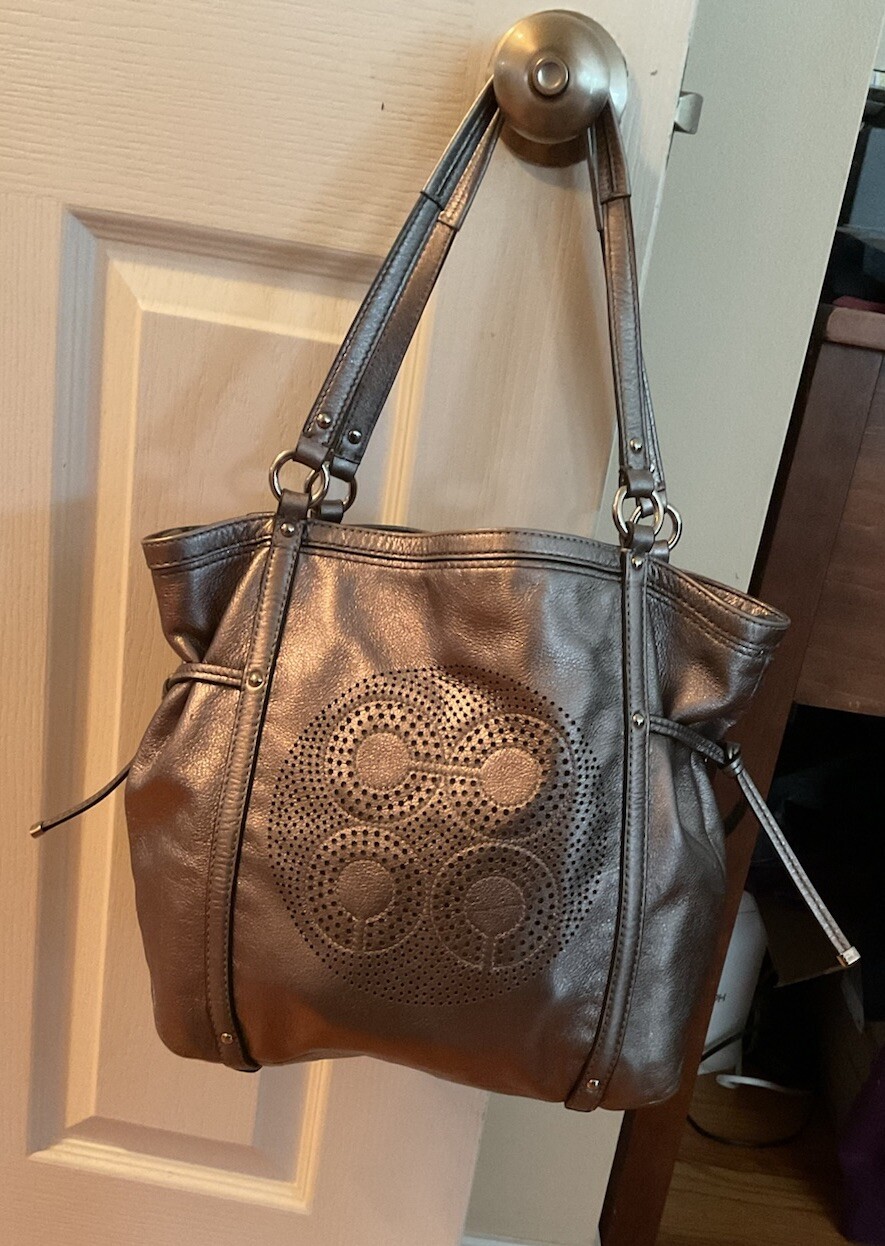 Coach Audrey Tote Silver Metallic Leather Pink Interior Shoulder Strap 19568 EUC