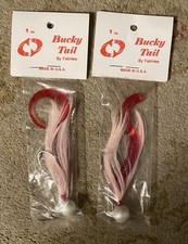 2 Felmlee 1oz Red/White Bucky Tail Bucktail Jigs With Curly Tail