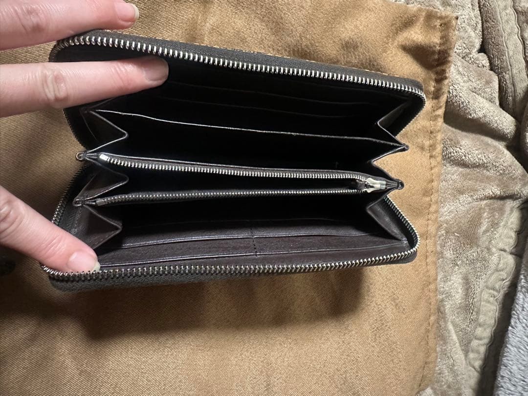 ❤️GUCCI❣️❤️Rare Python round zipper long wallet - image 8