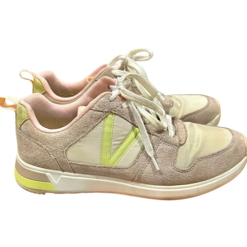 Tênis Vionic Rechelle tamanho 7 feminino camurça marrom e rosa com cadarço Athleisure confortável - Imagem 2 de 4