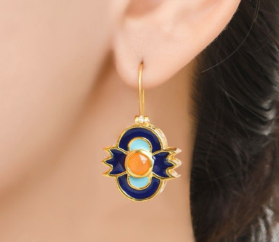 Masterly Crafted Carnelian 14K Gold Plated Art Deco Enameled Earring