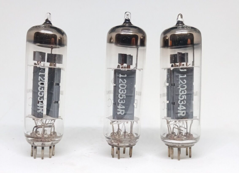 2 strong triodes EC88 / E88C 6DL4 Tube RTC appairés, nos / nib closely matched e
