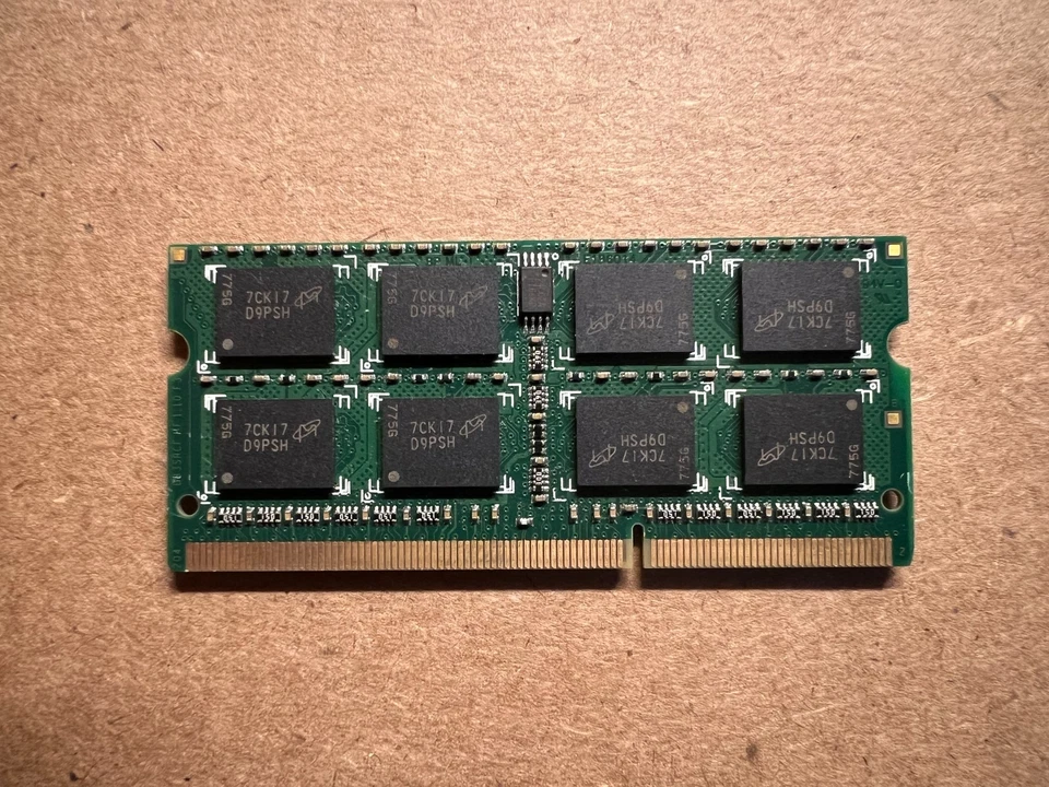 CRUCIAL 4GB X1 DDR3L 1333MHZ CT4G3S1339M.C16F1KD SODIMM LAPTOP RAM 1.35V C6-9(4) - Image 2 of 2