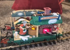 Dillards Train GREEN ROOF Ye Ol'e BAKERY w BOX New Bright Holiday Express VIDEO