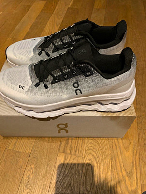 On Cloudtilt Herren Laufschuhe Sneaker Sportschuh Mesh Weiß/Grau/Schwarz