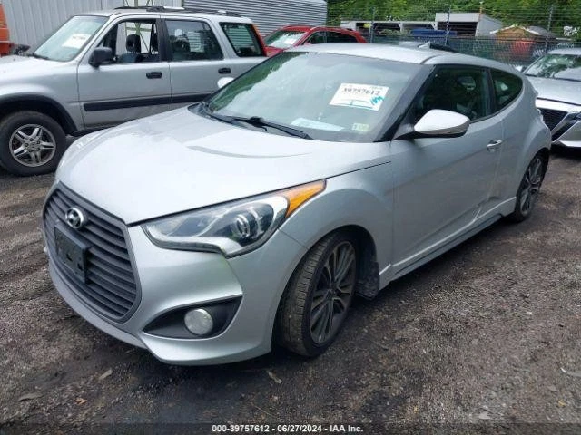 Used Driving Light fits: 2016 Hyundai Veloster Fog-Driving bumper mounted w/roun Foto 2 de 4