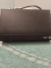 Magnavox DTV Digital to Analog Converter Box SDtV Tuner Model #TB100MW9