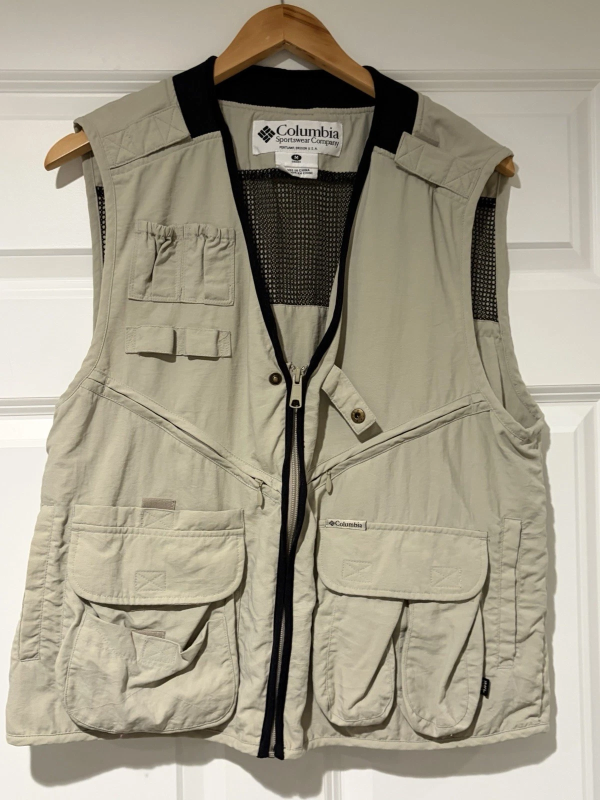 Columbia Fishing Vest Mens Medium GRT Fly Tackle Vented Multi Pocket