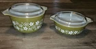 VINTAGE PYREX SPRING BLOSSOM CRAZY DAISY CASSEROLE DISHES 473 471  W/470 C Lids
