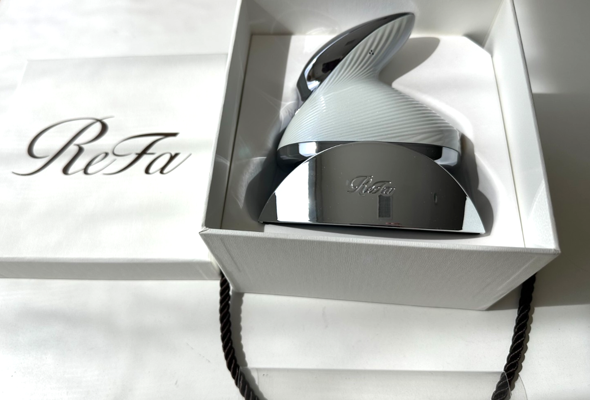 NEW ReFa BEAUTECH HEAD SPA Scalp Massage Tool WHITE SILVER w