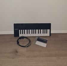 Native Instruments Komplete Kontrol M32 (mit Seriennummer für App/ohne Garantie)