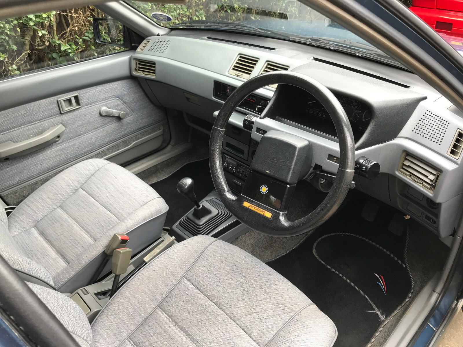 Image 8 - Proton 1.5 SL. MPI Saloon . Used. Spares or Repair.