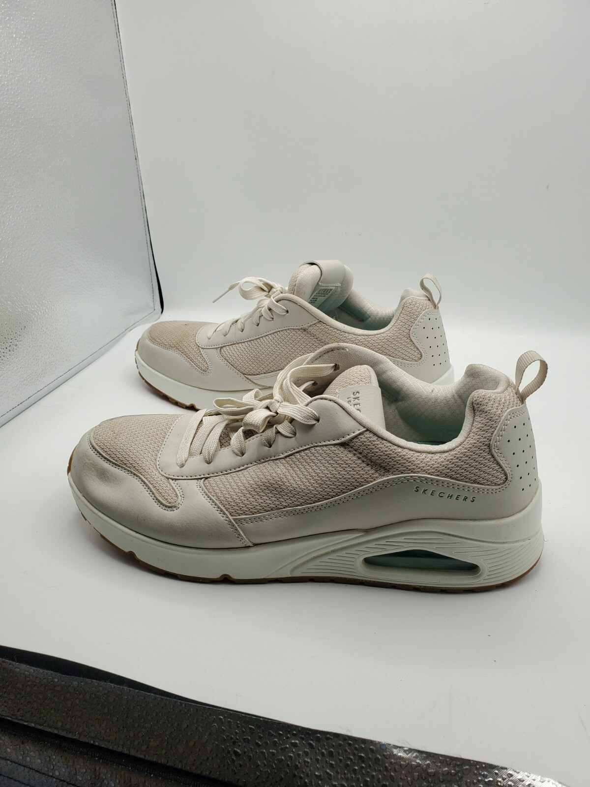 skecher street air cooled memory foam