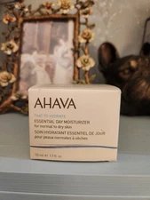 Ahava Essential Day Moisturizer Dry Skin 50mL New In Box