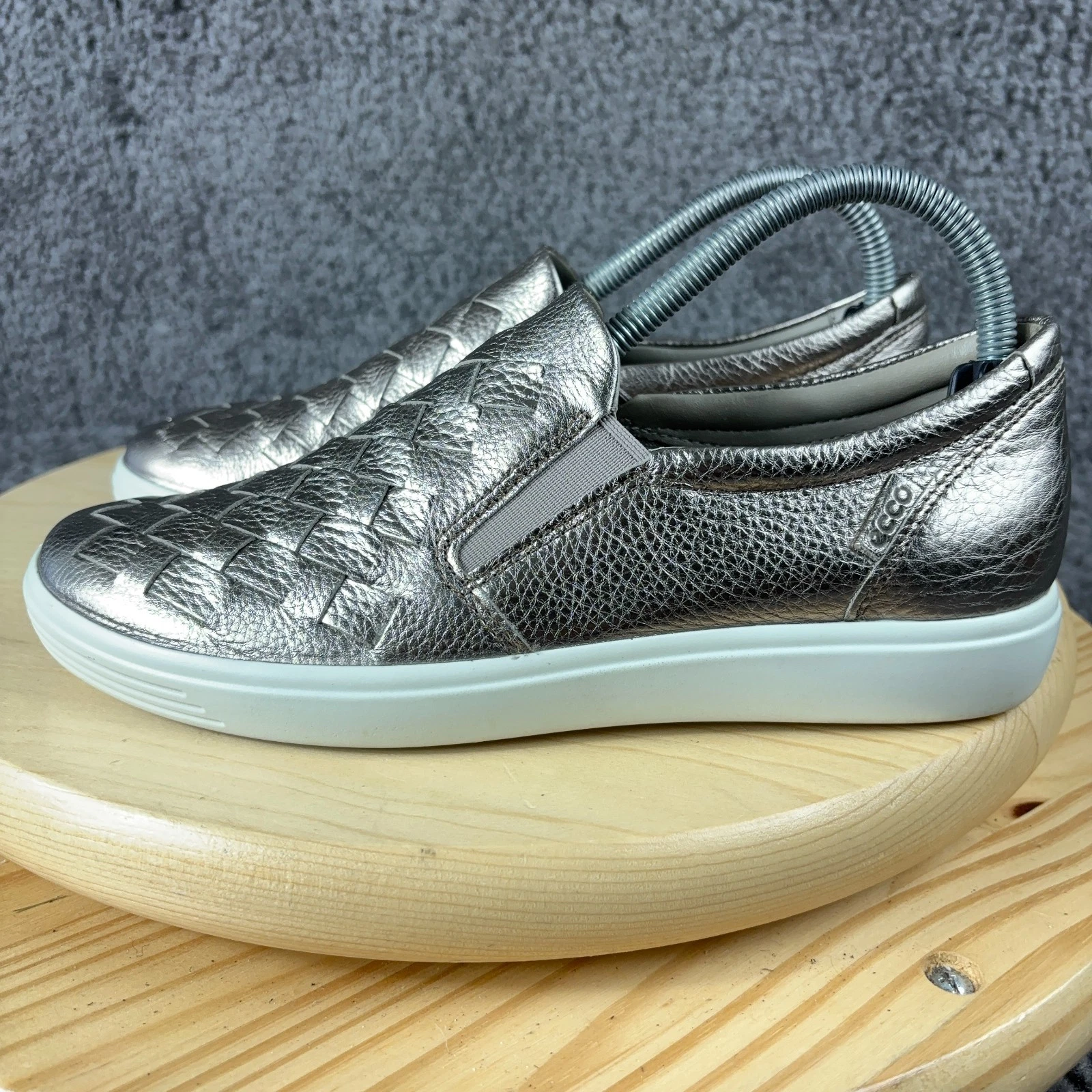 Scarpe Ecco Soft 7 donna taglia 7 mocassino slip on pelle oro sneakers casual