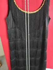 REALLY NICE 1920'S STYLE FLAPPER DRESS AND BEADS, IT WOULD MAKE A GREAT COSTUME.