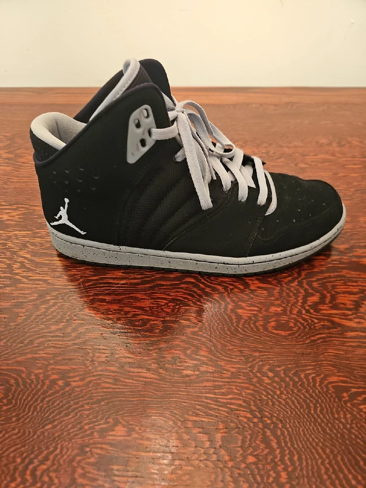 Air Jordan 1 Flight 4 Premium Lace Sneaker Shoes BlackGrey-White 838818-003 10.5 - Image 2 of 4