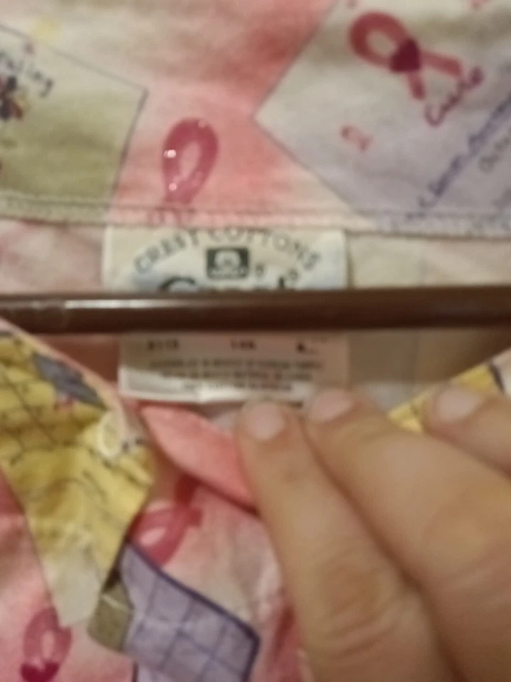 Crest Medical Scrub Top Breast cancer Long Sleeve Size L LastButton Don't Work - Image 4 of 4