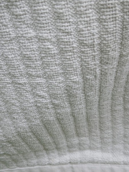 Usado - Colcha/colcha de algodón grueso Ikea KASTANJ en blanco