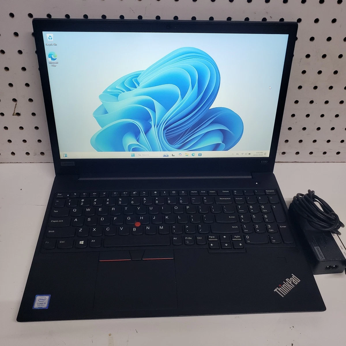 Lenovo Intel Core i5 7th Gen. PC Laptops & Netbooks 256 GB SSD