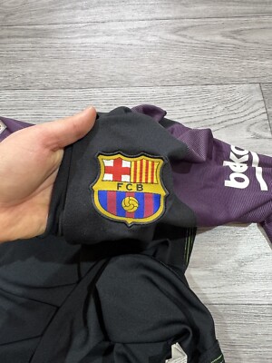 ウェア Barcelona 2016 2017  BARCELONA 2016 2017 GOALKEEPER NIKE FOOTBALL SHIRT SOCCER JERSEY