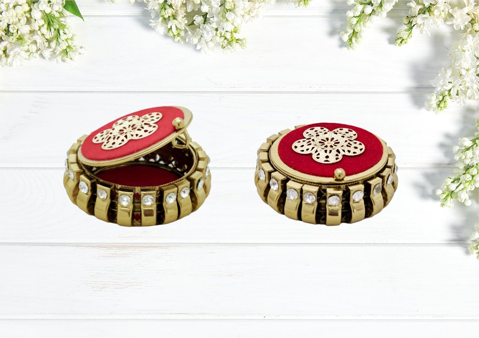 Gold Plated Metal Handmade Sleek Jewelry Organizer Small Unique Design