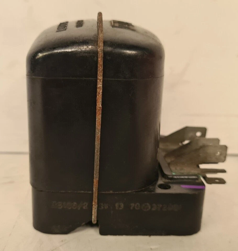 LUKAS RELAY AUSTIN SHEERLINE A125 CARRO FÚNEBRE 1947-1954 - Imagem 4 de 4