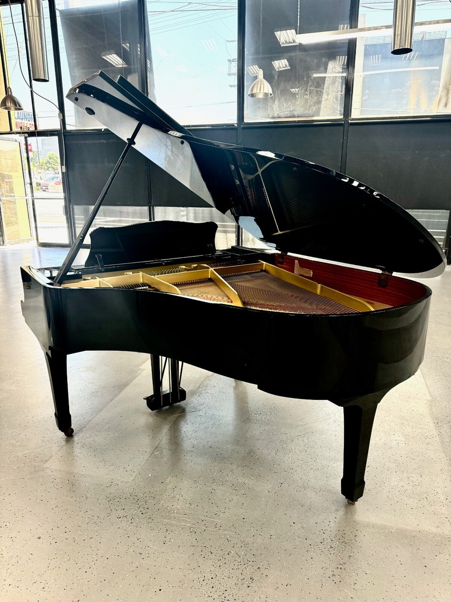 Yamaha G3 Grand Piano 6'1