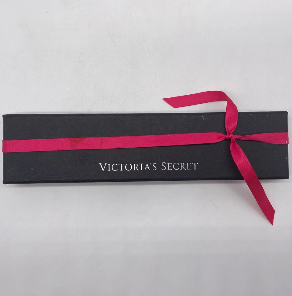 Nuevo Brazalete Victorias Secret Dorado Eslabón Palanca Con Dije de Ala Talla Única Nuevo en Caja Foto 4 de 4